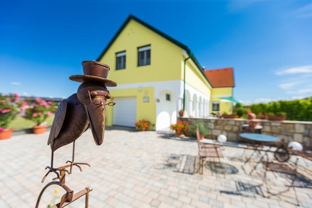 Appartementhaus Freiler Mörbisch am See Buitenkant foto