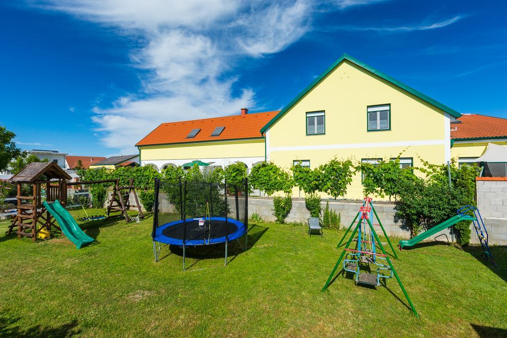 Appartementhaus Freiler Mörbisch am See Buitenkant foto